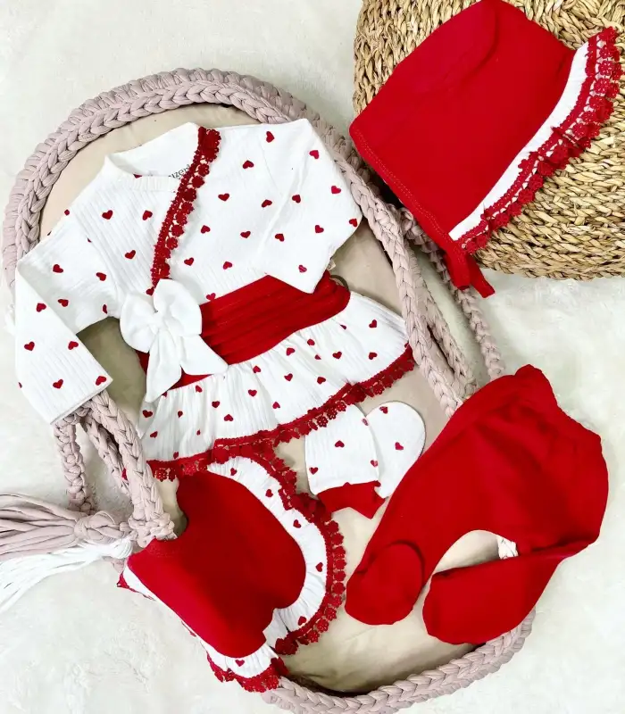 Kalp Desenli Dantel işlemeli Hastane Çıkışı