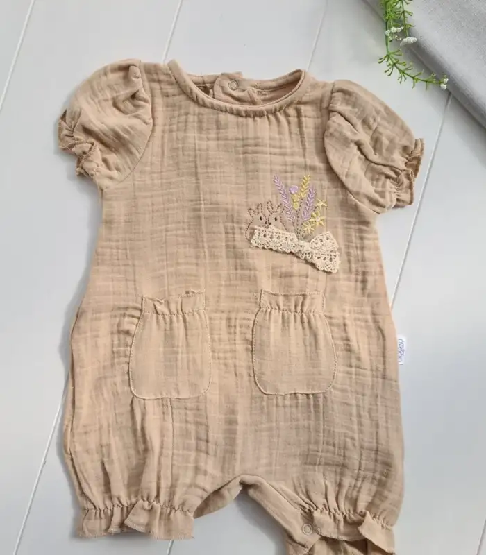 Müslin Kumaş Çiçek Nakışlı Pamuklu Kız Bebek Tulum