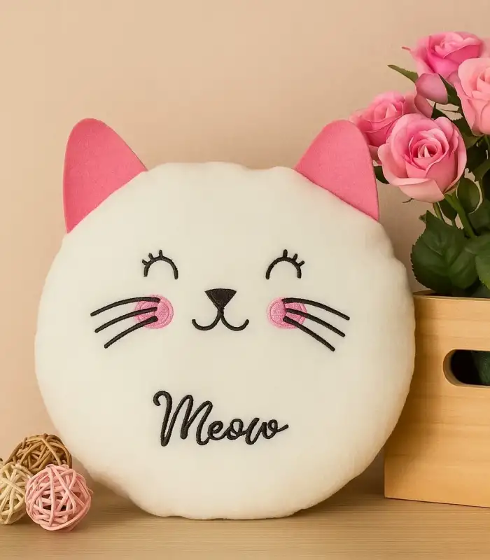 Sevimli Kedi Orta Boy Bebek Çocuk Yastık