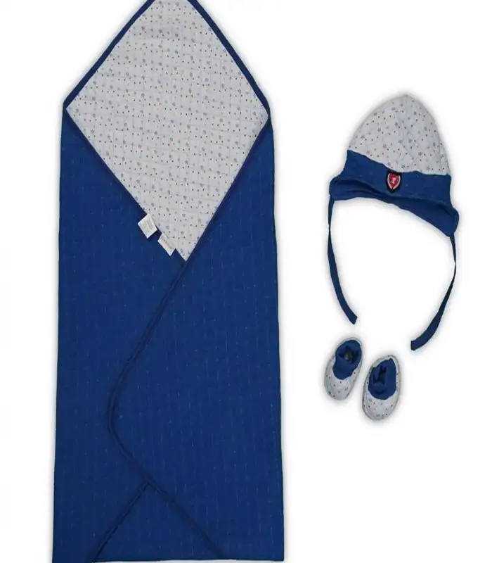 Yenidoğan Baskılı Double Face Şapka Ve Patikli 3lü Bebek Battaniye Takımı Lacivert