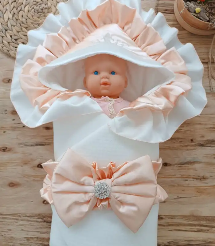 Yenidoğan Mehtap Lüks Kelebek Taç Nakışlı Bebek Battaniyesi Kundak Pudra