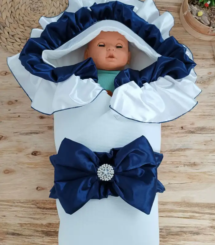 Yenidoğan Mehtap Lüks Kelebek Taç Nakışlı Bebek Battaniyesi Kundak Lacivert