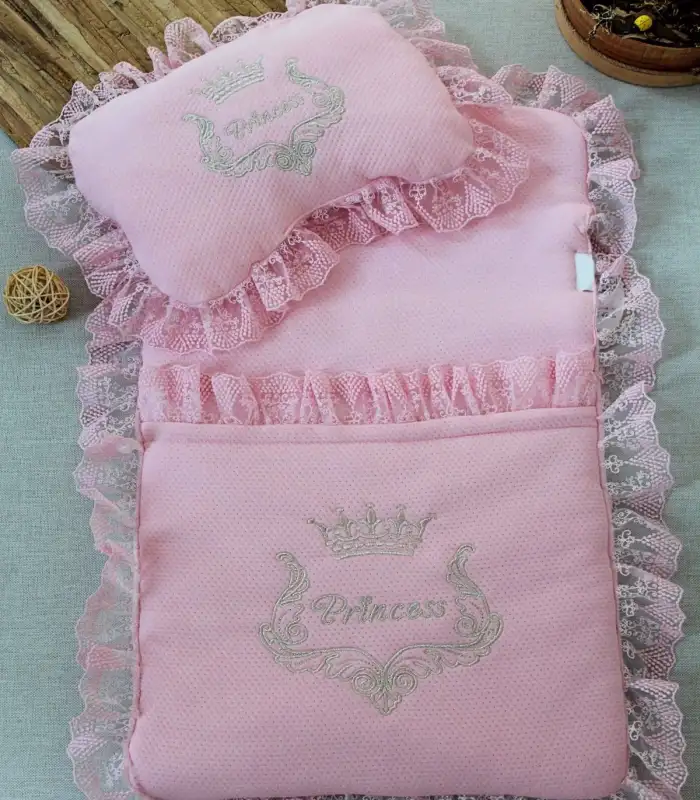 Yenidoğan Sahra Taç Nakışlı Trilüks 2li Alt Açma Seti Pembe