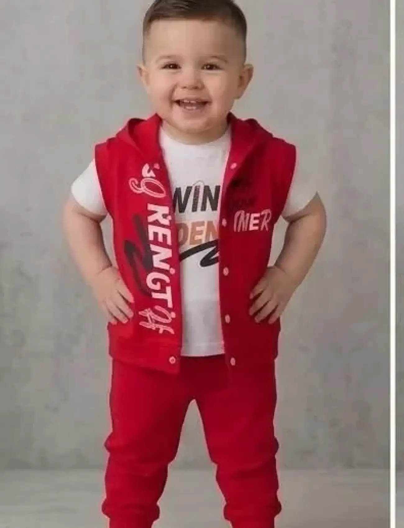 1/4 Yaş Winner Baskılı Yelekli 3lü Çocuk Takımı