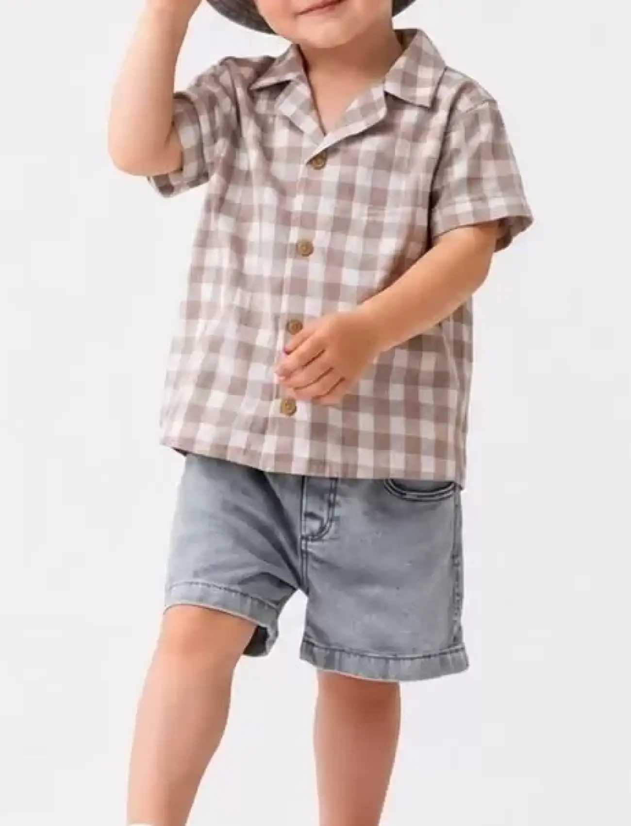 2/6 Yaş Denim Şapkalı Şortlu 3lü Çocuk Takımı