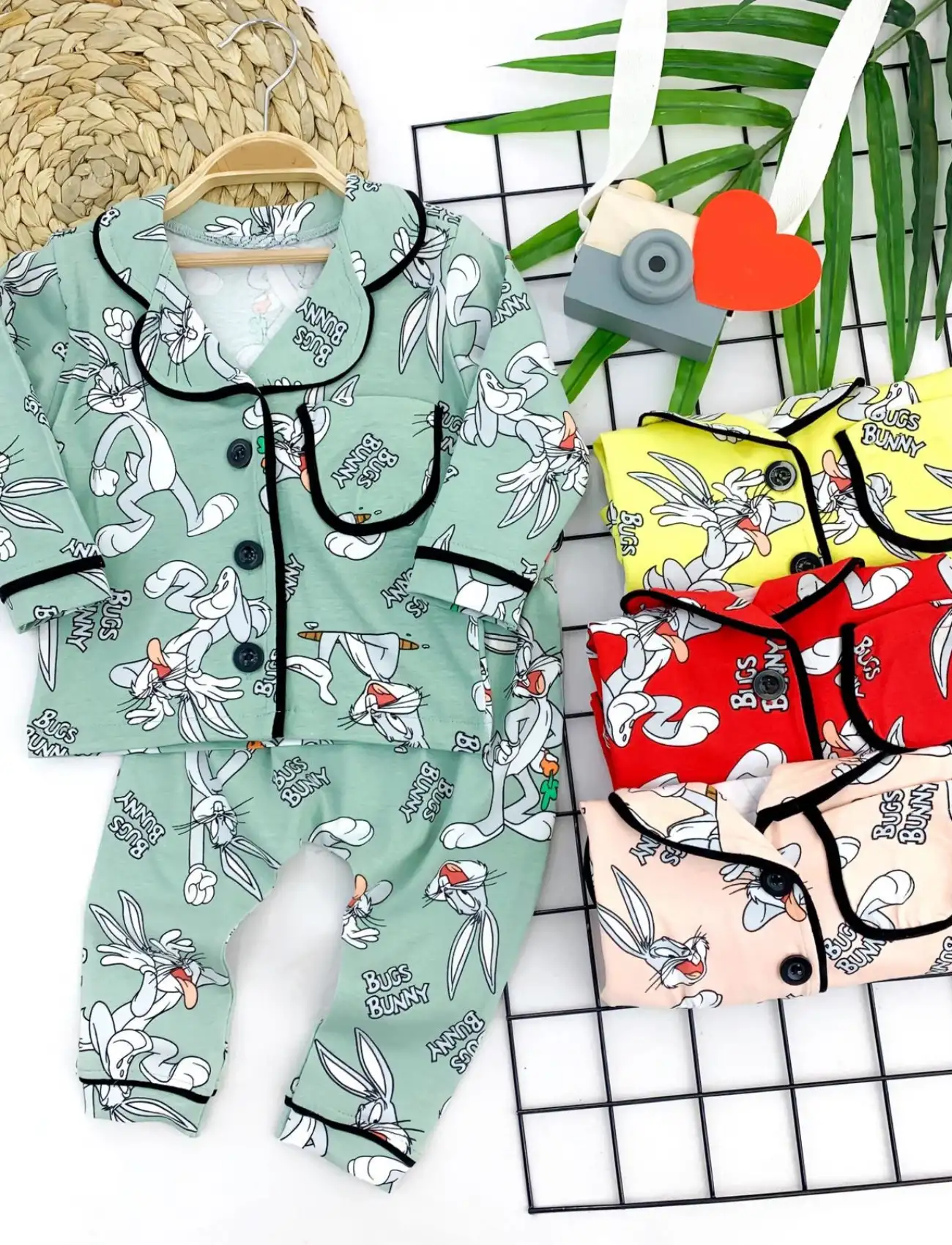 9-12-18-24 Ay Bugs Bunny Baskılı Düğme Kapama 2li Kız Erkek Bebek Pijama Takımı Sarı