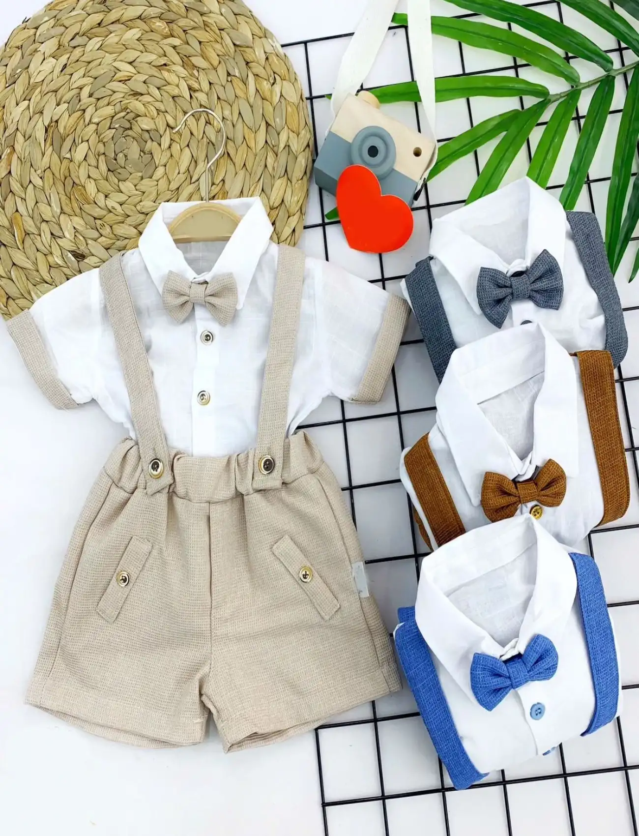 9-12-18-24 Ay Pamuk Kumaş Keten Papyonlu Kısa Kol 2li Erkek Bebek Salopet Takımı Bej