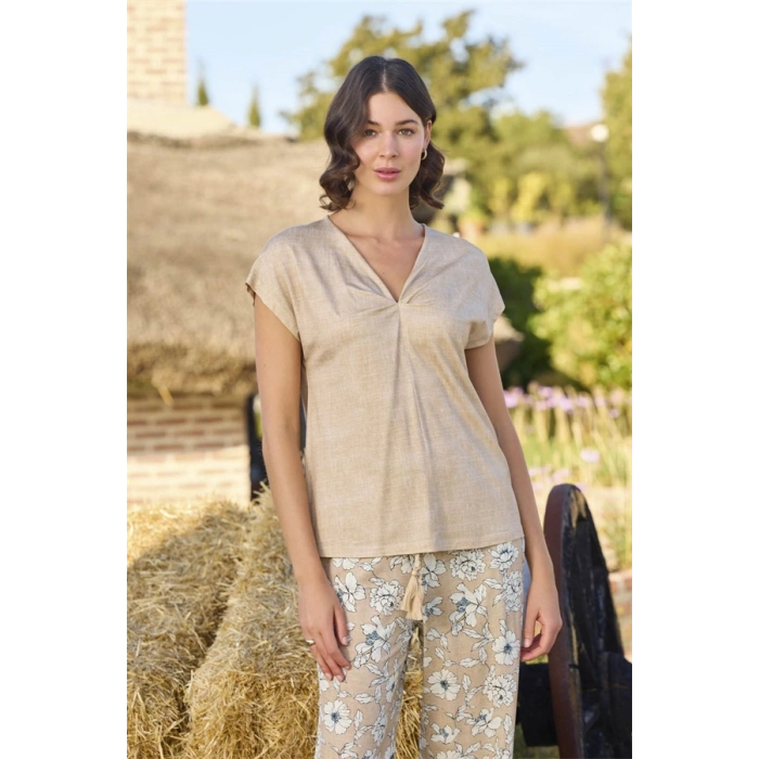 Arias Closet Çiçek Deseni V Yaka Pijama Takımı