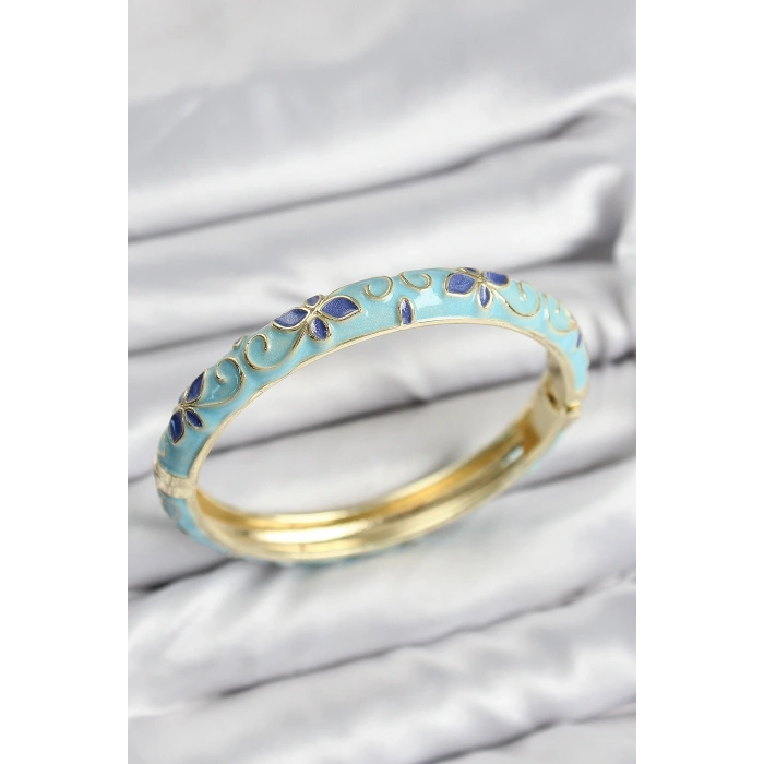 Mineli Pirinç Turkuaz Çiçek Motifli Gold Kadın Kelepçe