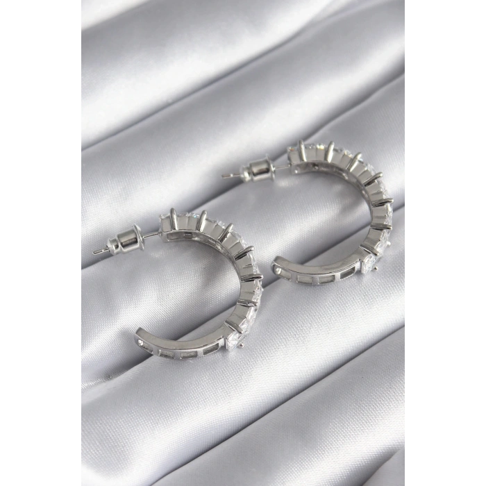 Pirinç Gümüş Renk Zirkon Taşlı Halka Model Kadın Küpe