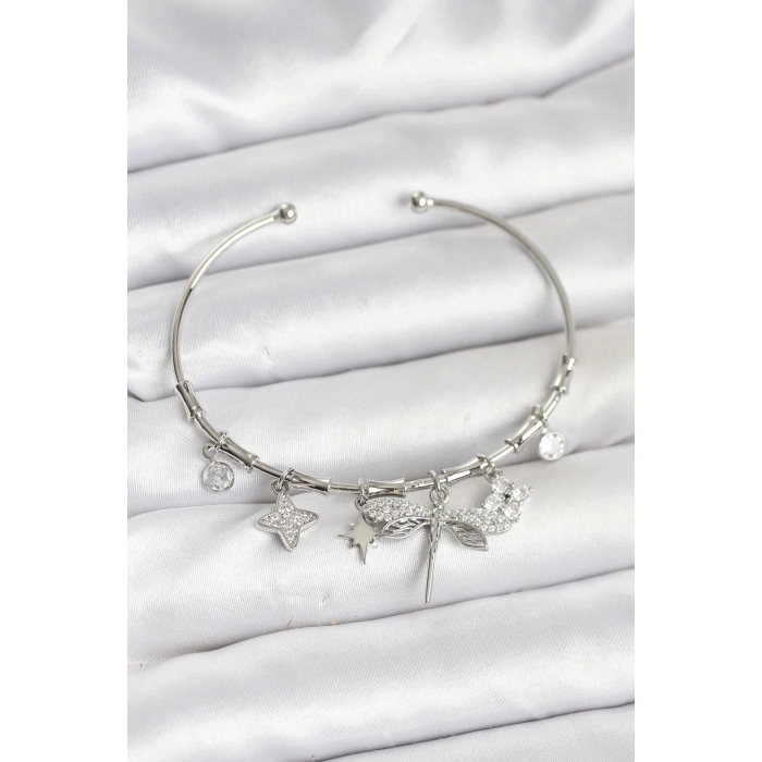 Yusufçuk Charmlı Gümüş Renk Pirinç Kadın Bileklik