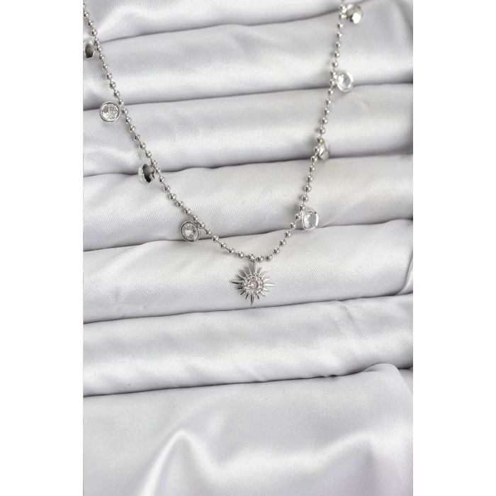 Zirkon Taşlı Kutup Yıldızı Model Pirinç Gümüş Renk Kadın Kolye