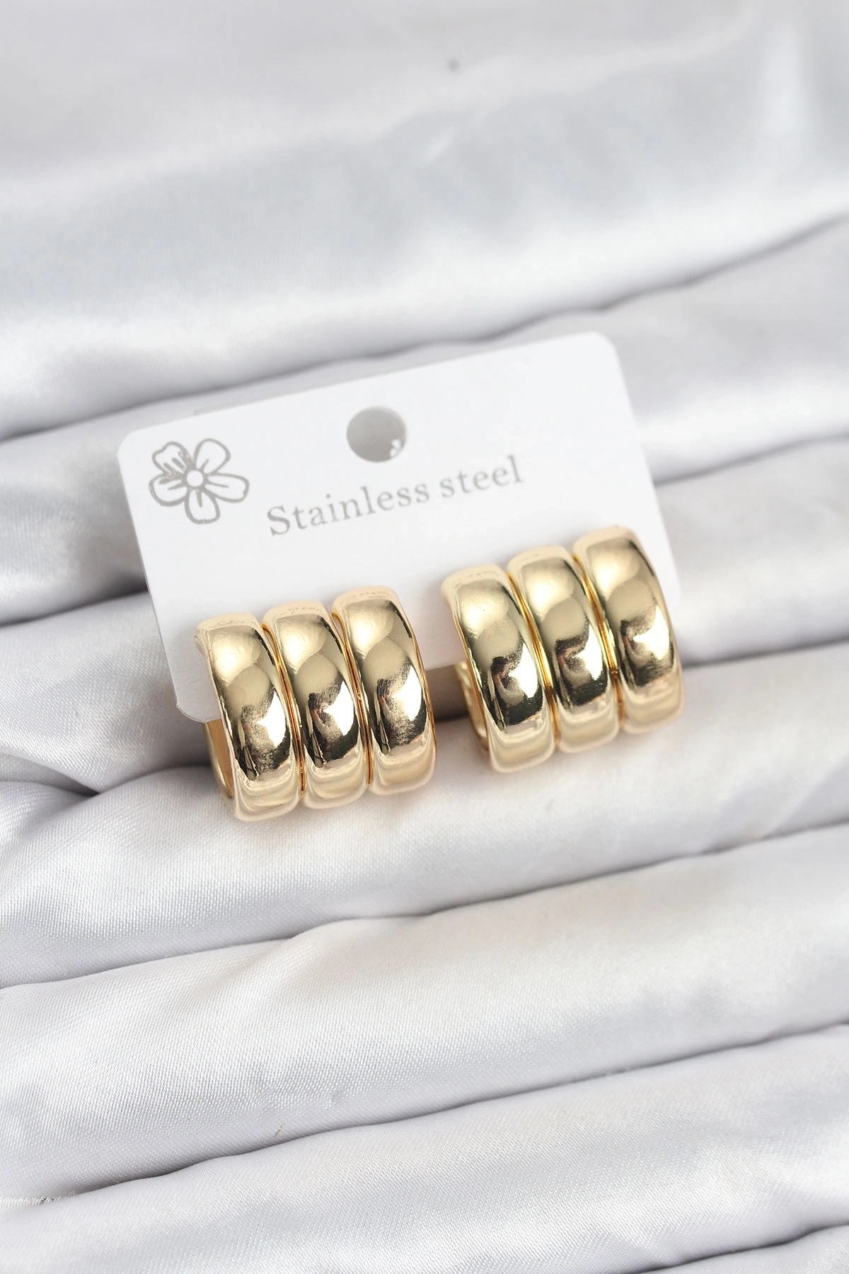 316L Çelik Gold Renk 3lü Görünüm Kadın Küpe