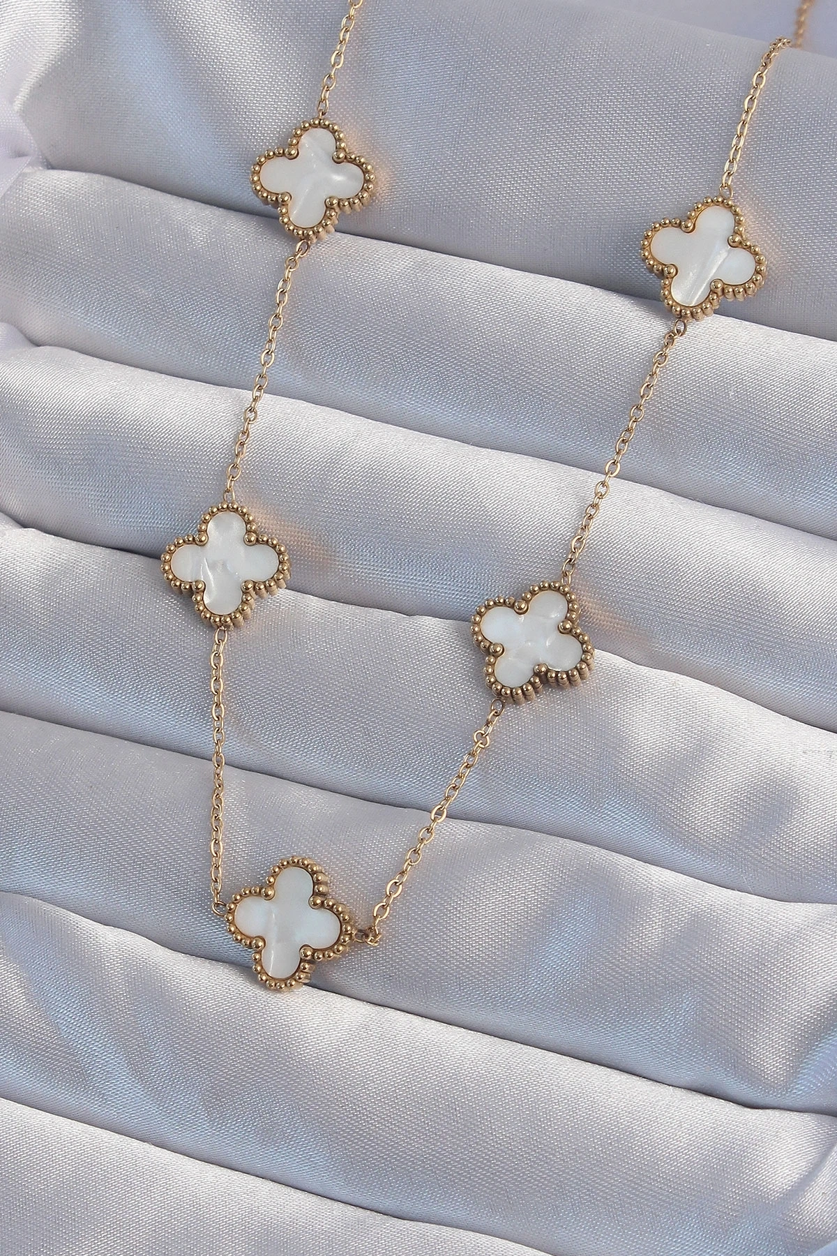 316L Çelik Gold Renk Beyaz Sedefli Yonca Kolye