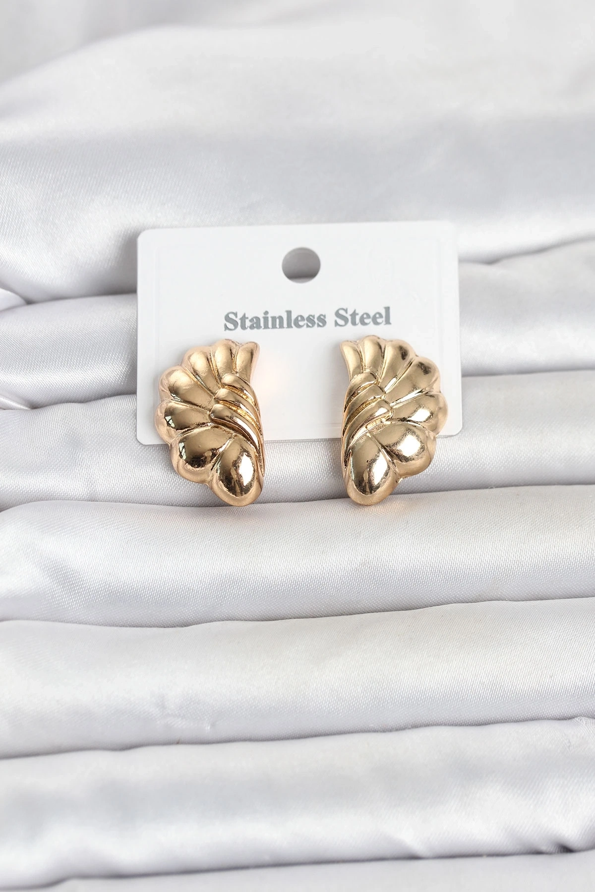 316L Çelik Gold Renk Vintage Model Kadın Küpe
