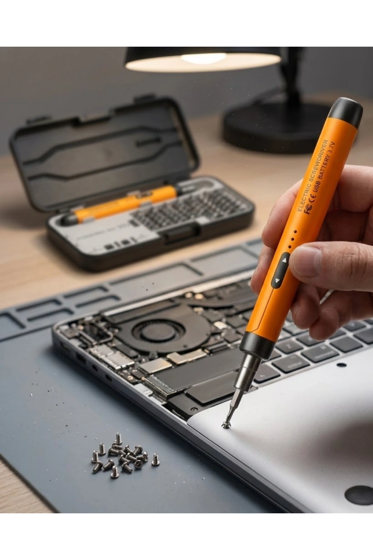 3.7V Li Pil Elektrikli Tornavida Seti 1100 Devir Hassas Onarım Aleti