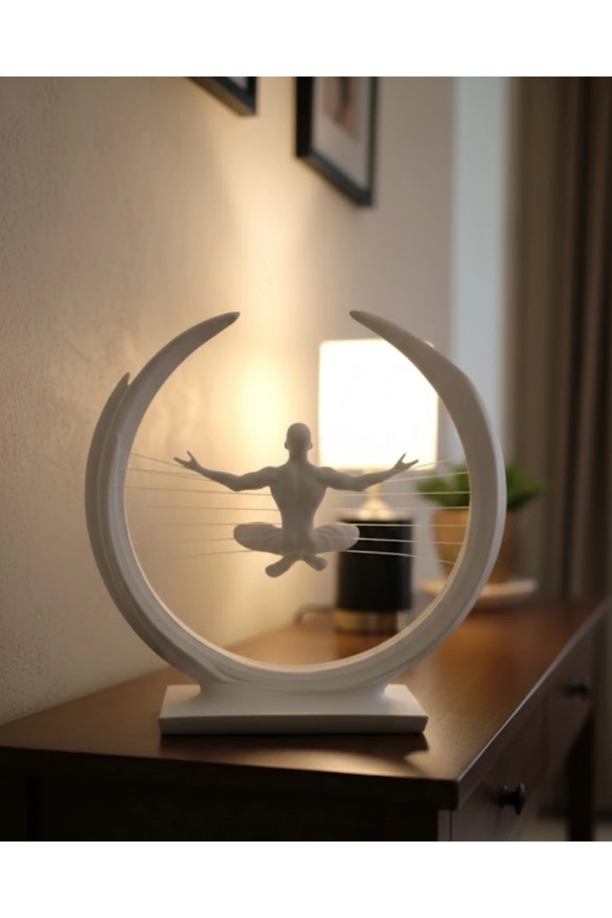 3D Zen Heykeli Ay Formlu Meditasyon Yapan İnsan Figürü Dekor