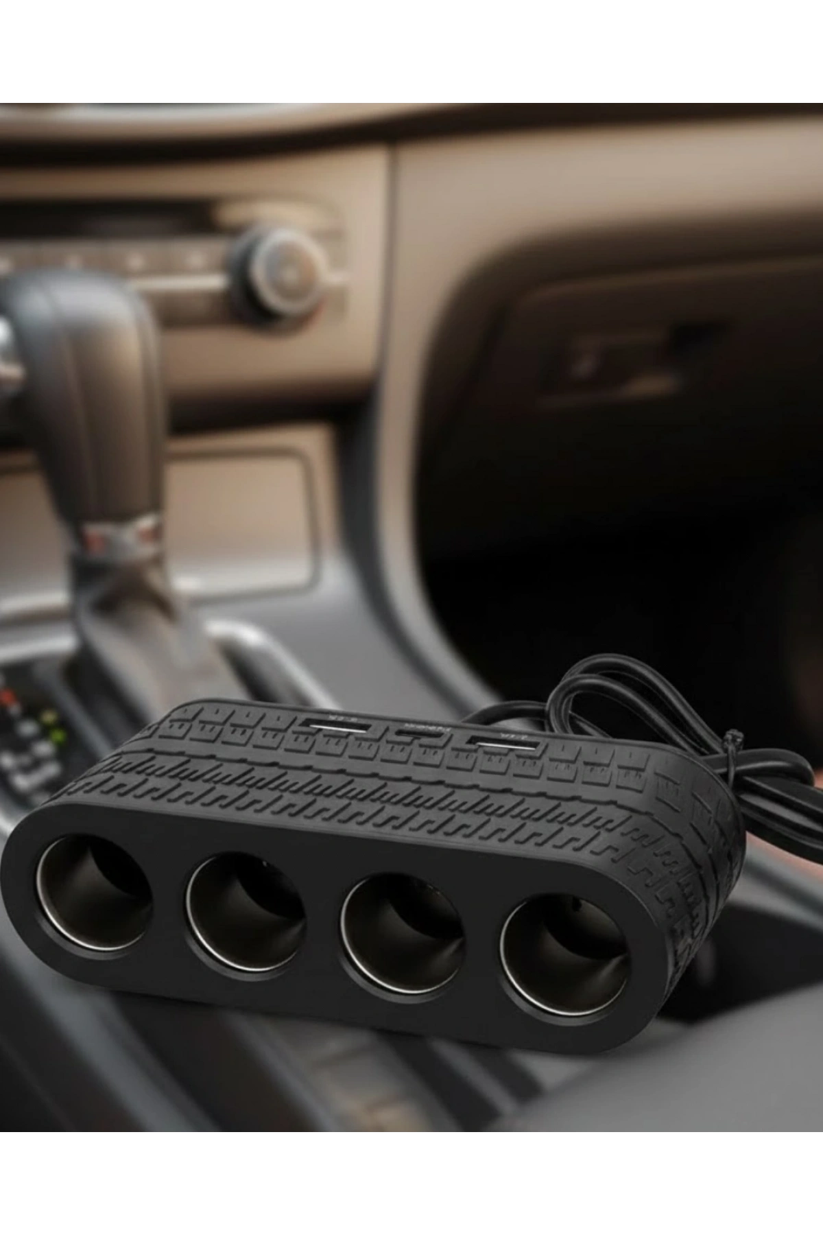 4 Çakmak Girişli Araç Çoklayıcı Type C ve USB Destekli Güvenli Güç Dağıtıcı