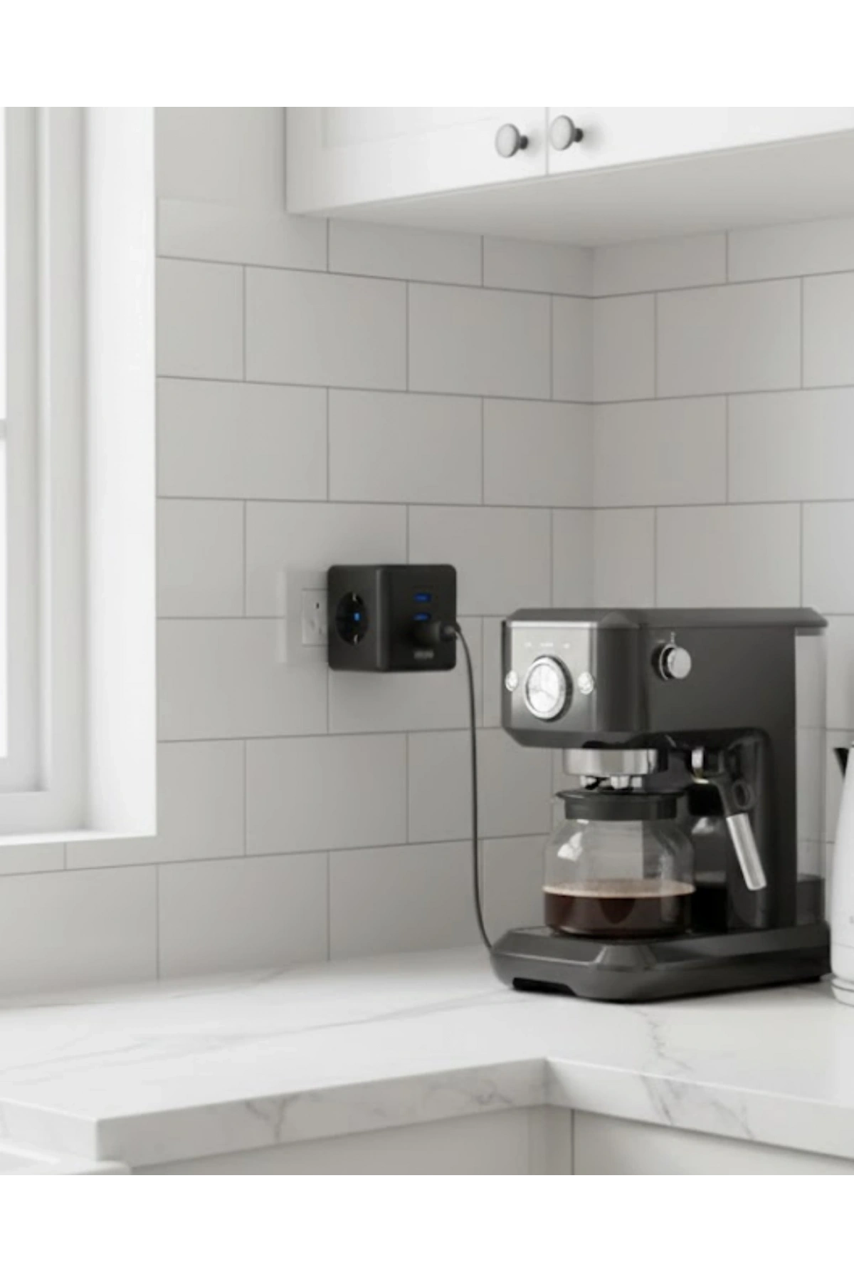 Akım ve Voltaj Korumalı Küp Priz 3 USB Destekli