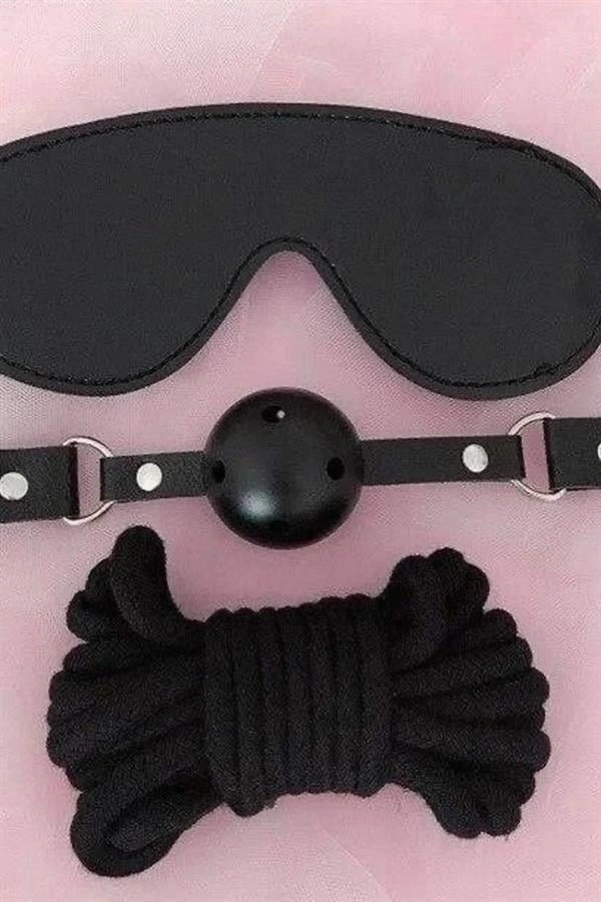 Arias Closet Gözlük Ağız Topu İp Üçlü Deri Harness Set