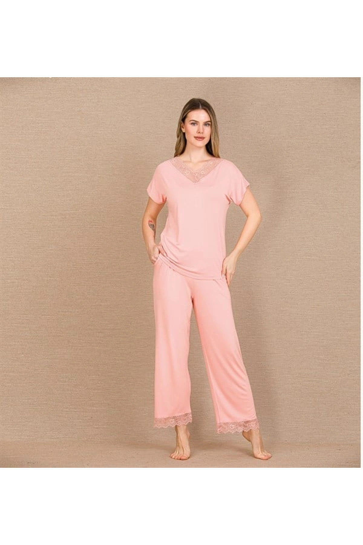 Arias Closet Viskon Şık Tasarım Dantel İşlemeli Açık Pembe Kısa Kol Pijama Takımı