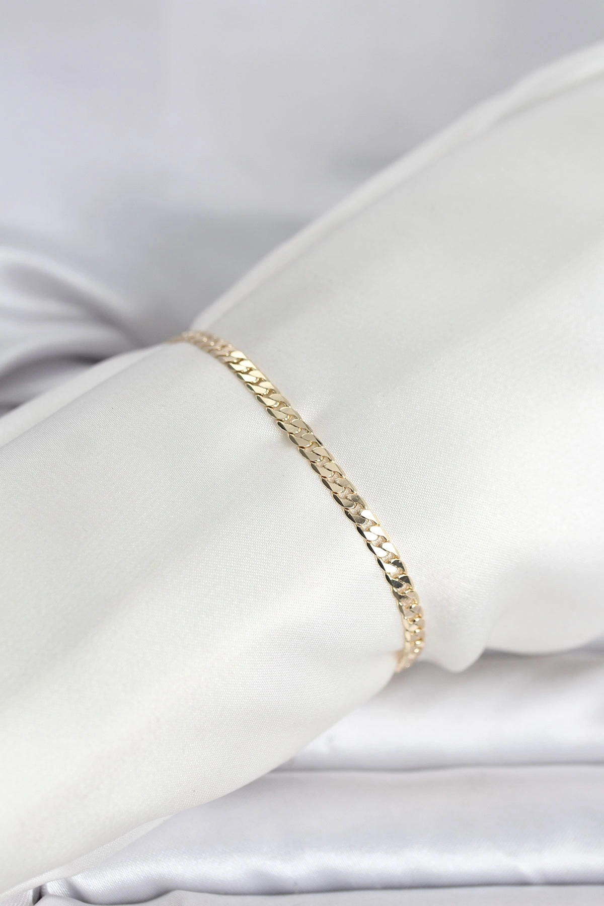 CM 14K Gold Renk Zincirli Model Kadın Bileklik