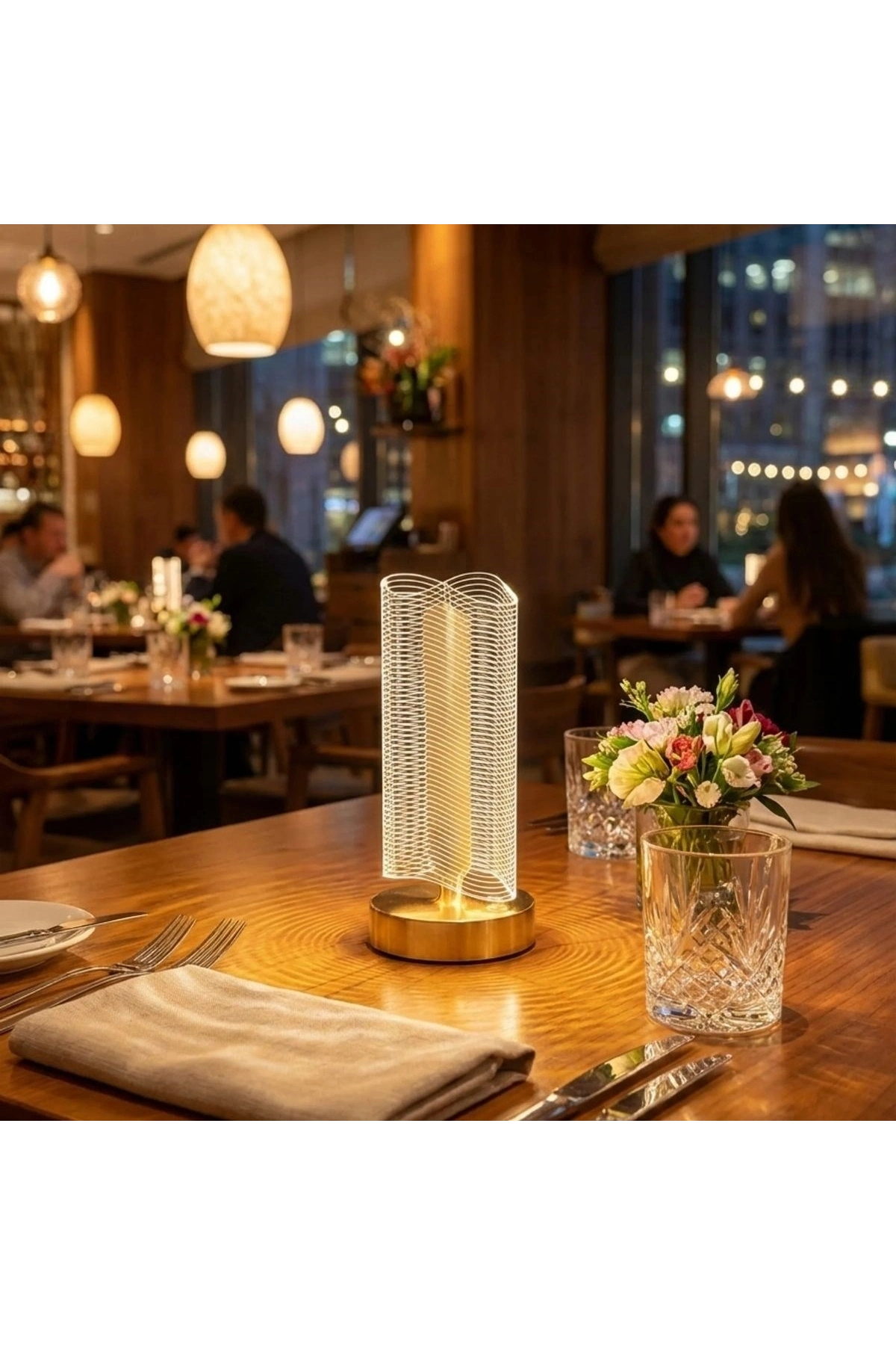 Dalgalı Silindirik Kristal Çizgili Model LED Masa Lambası – Gold Tabanlı, Dokunmatik, 3 Renk Işık Modlu, Şarjlı Modern Dekoratif Gece Lambası (5047)