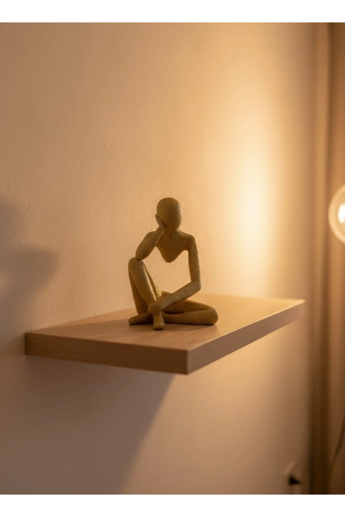 Dekoratif Sarı İnsan Figürü Modern Masa ve Raf Süsü