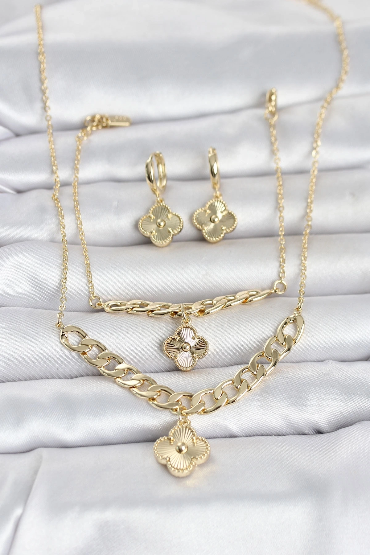 Gold Renk Pirinç Kolye Bileklik ve Küpe Seti