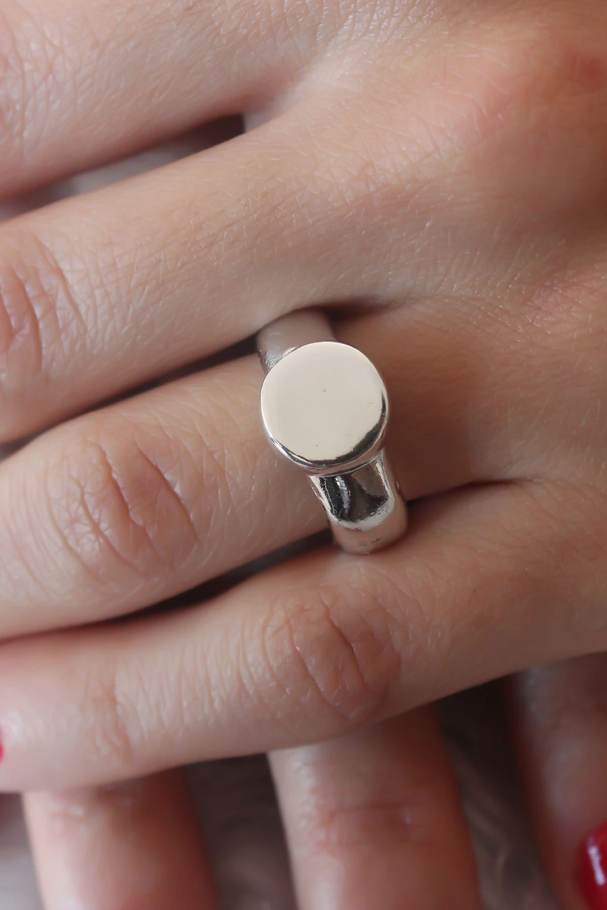 Gümüş Renk Daire Model Kadın Yüzük