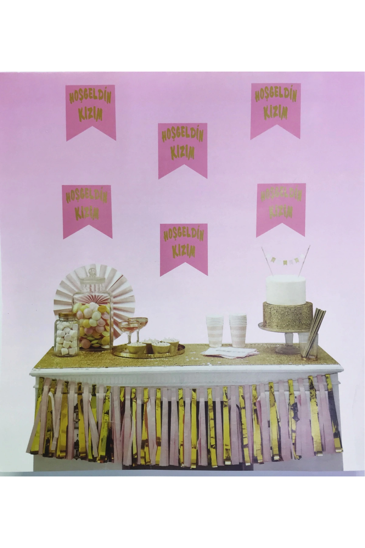 Pembe Üzeri Altın Hoşgeldin Kızım Flama Süs (5047)