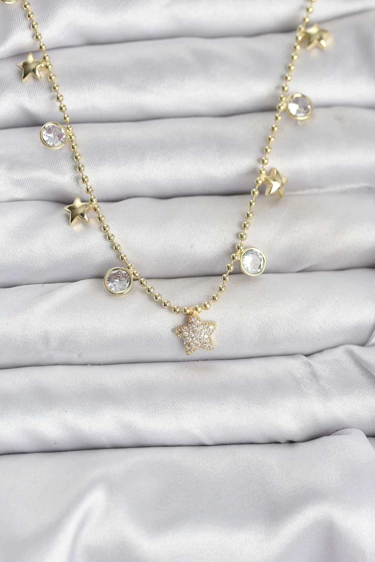 Pirinç Gold Renk Yıldız Model Kadın Kolye