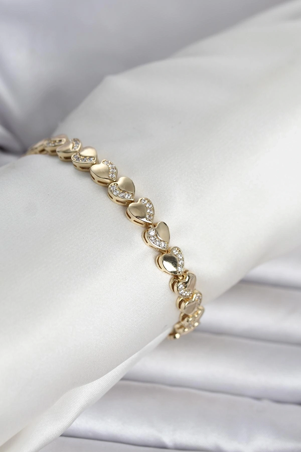 Xuping Kalp Model Gold Renk Kadın Bileklik