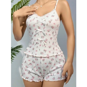 Arias Closet Pamuklu Beyaz Üstüne Çiçek Desen Fitilli Askılı Şortlu Pijama Takımı