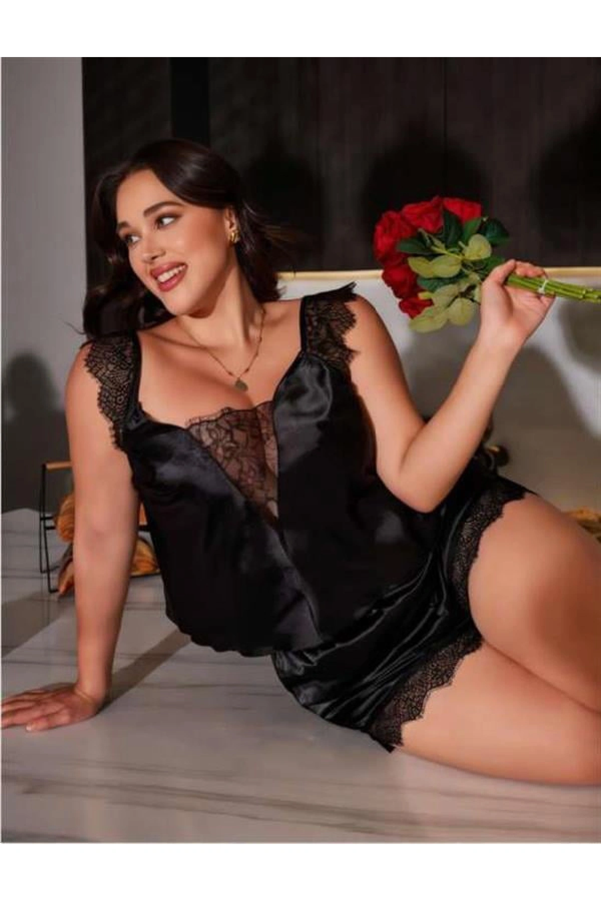 Arias Closet Büyük Beden Siyah Omuz Dantel İşlemeli Saten Şortlu Takım