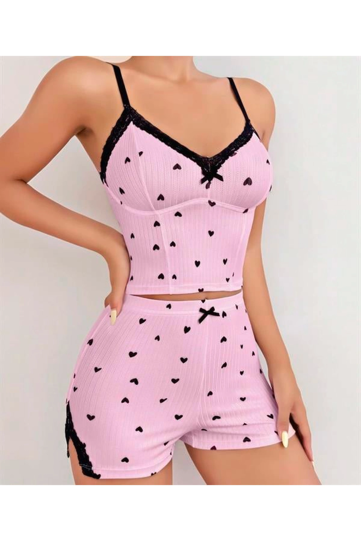 Arias Closet Pembe Kalp Desenli Askılı Şortlu Pijama Takım