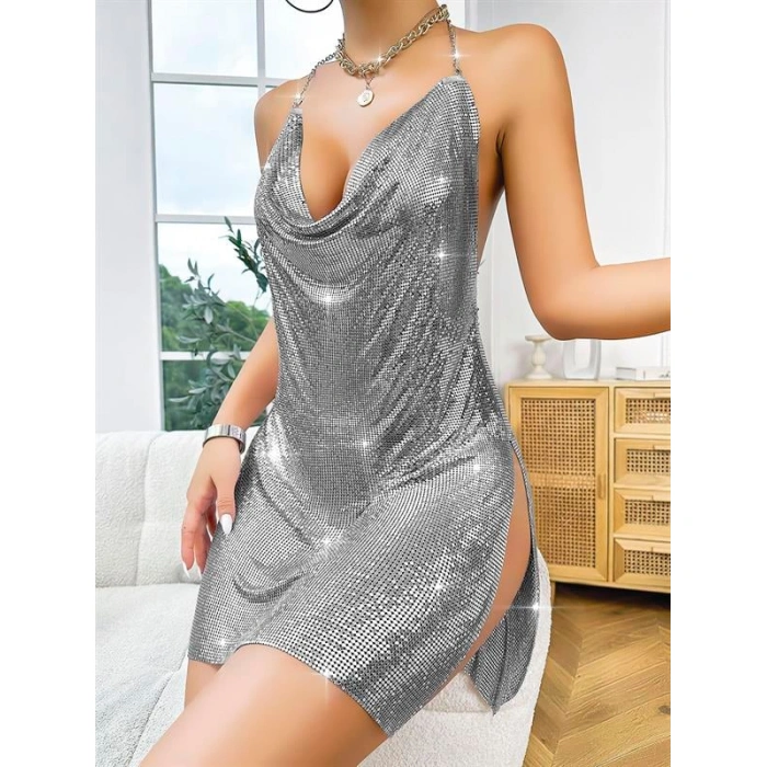 Arias Closet Özel Tasarım Gümüş Payetli Zincir Detaylı Parlak Işıltılı Sırt Dekolteli Fantezi Mini Club Elbisesi