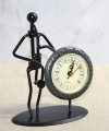 Metal Saatli Saksafon Çalan Müzisyen Alk4335