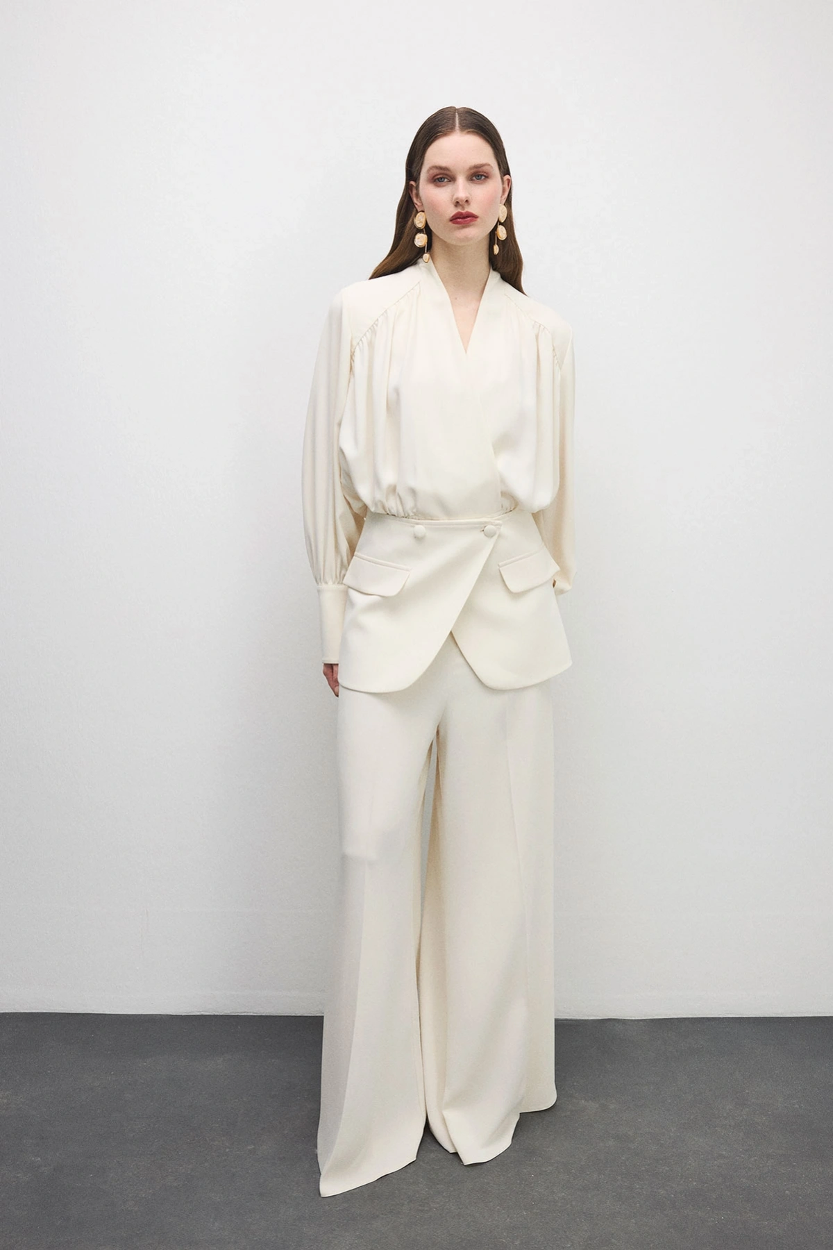 Blair V Yakalı Tulum Bej