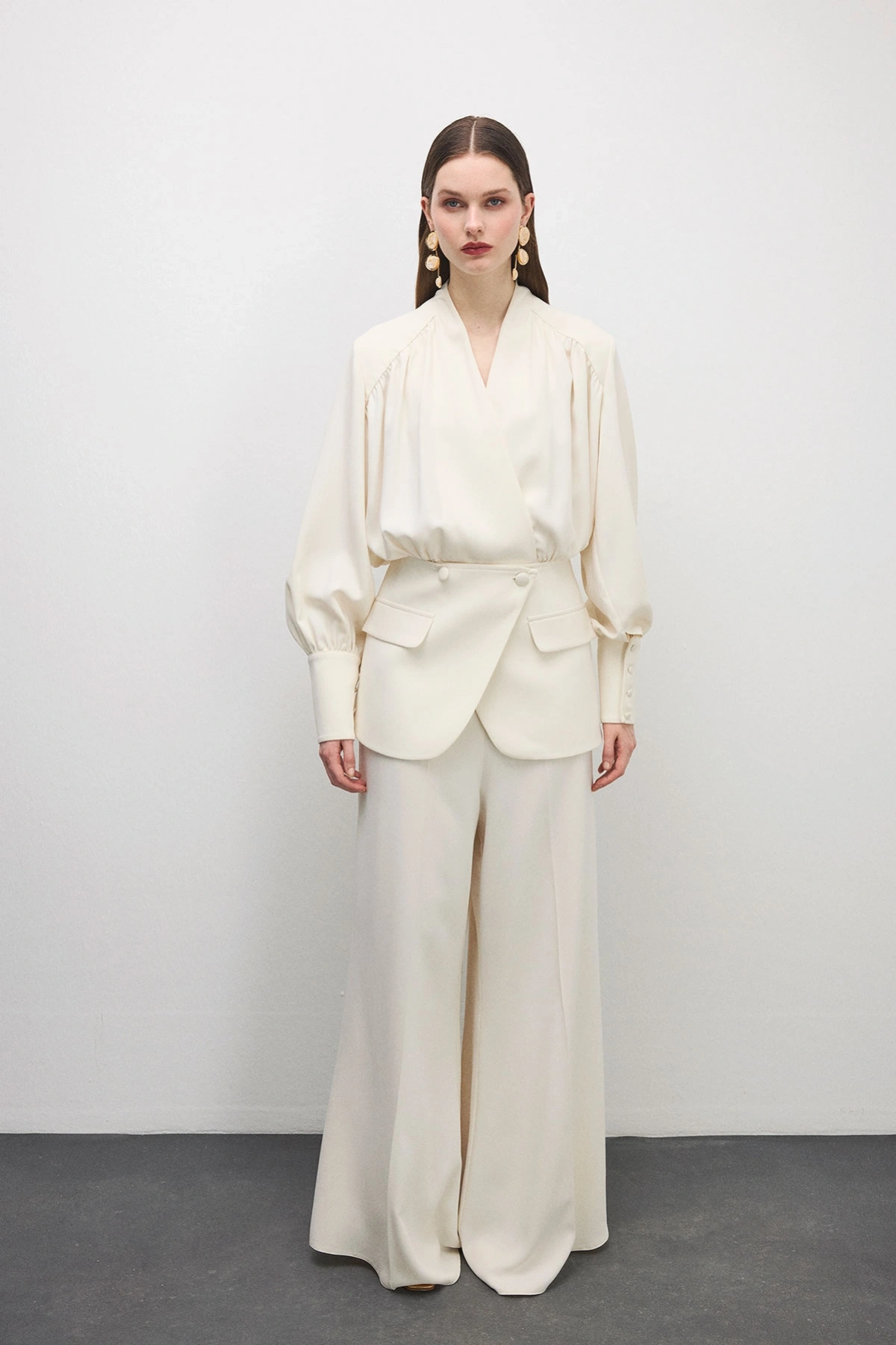 Blair V Yakalı Tulum Bej