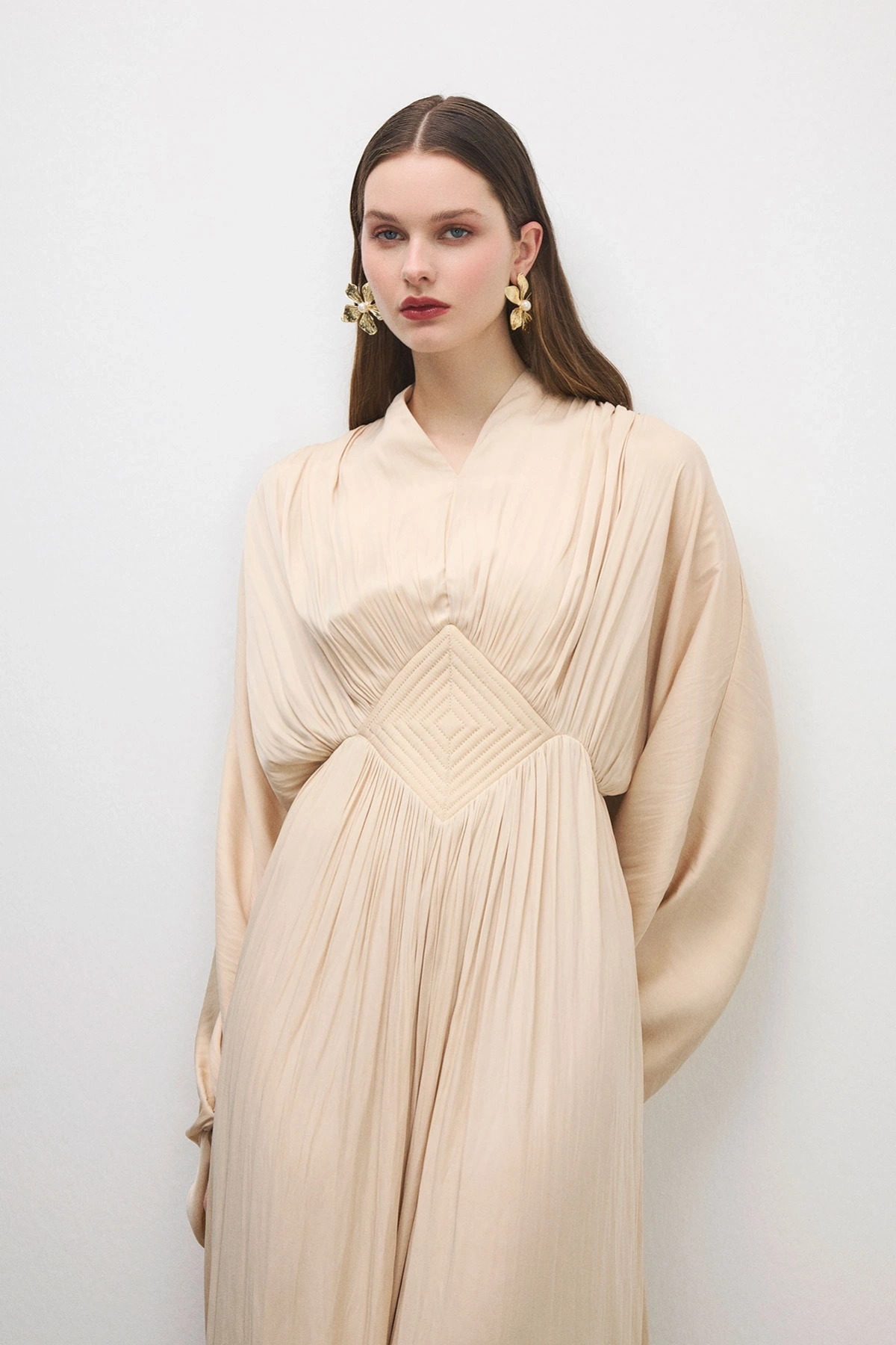 Elen Nakışlı Elbise Krem