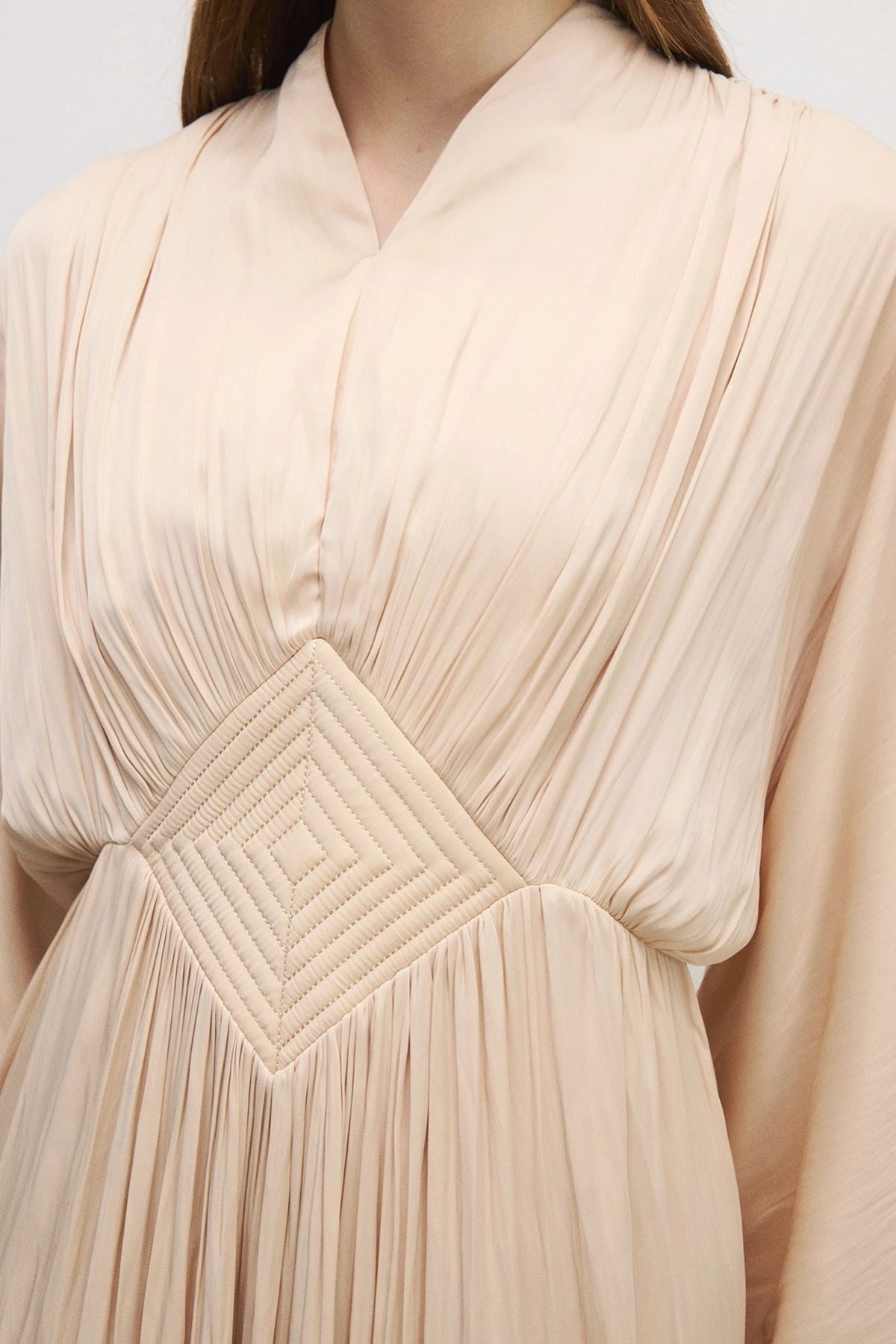 Elen Nakışlı Elbise Krem