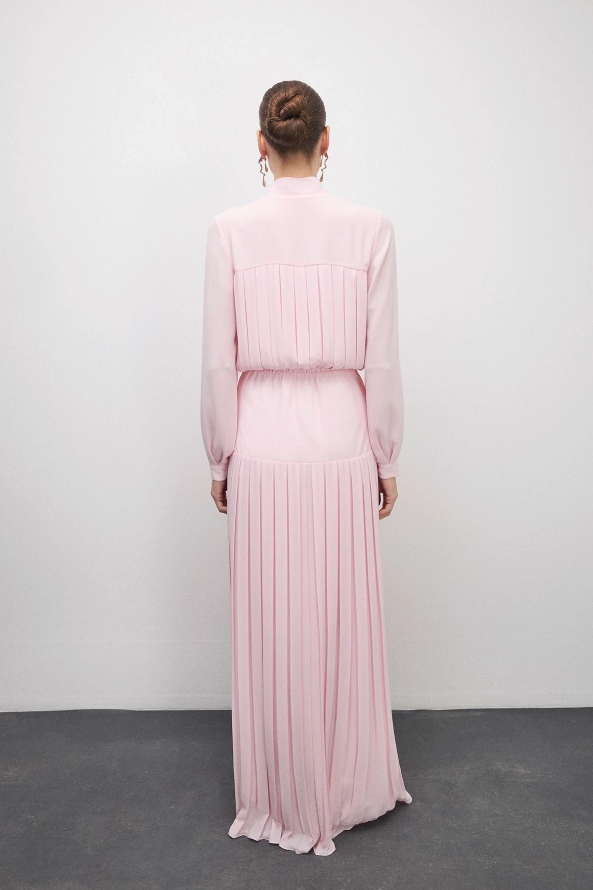 Beheen Pileli Elbise Pudra