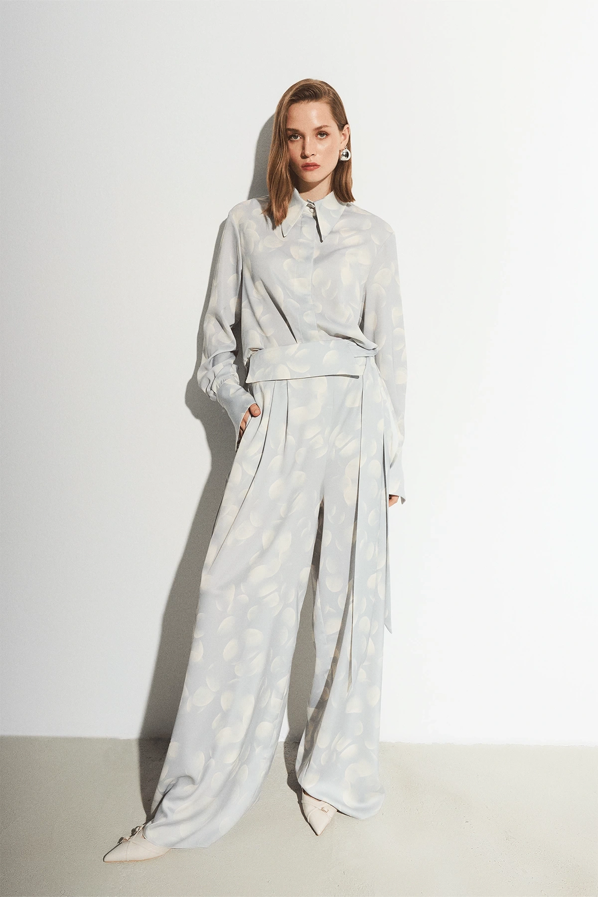 Nora Team Shirt Grey