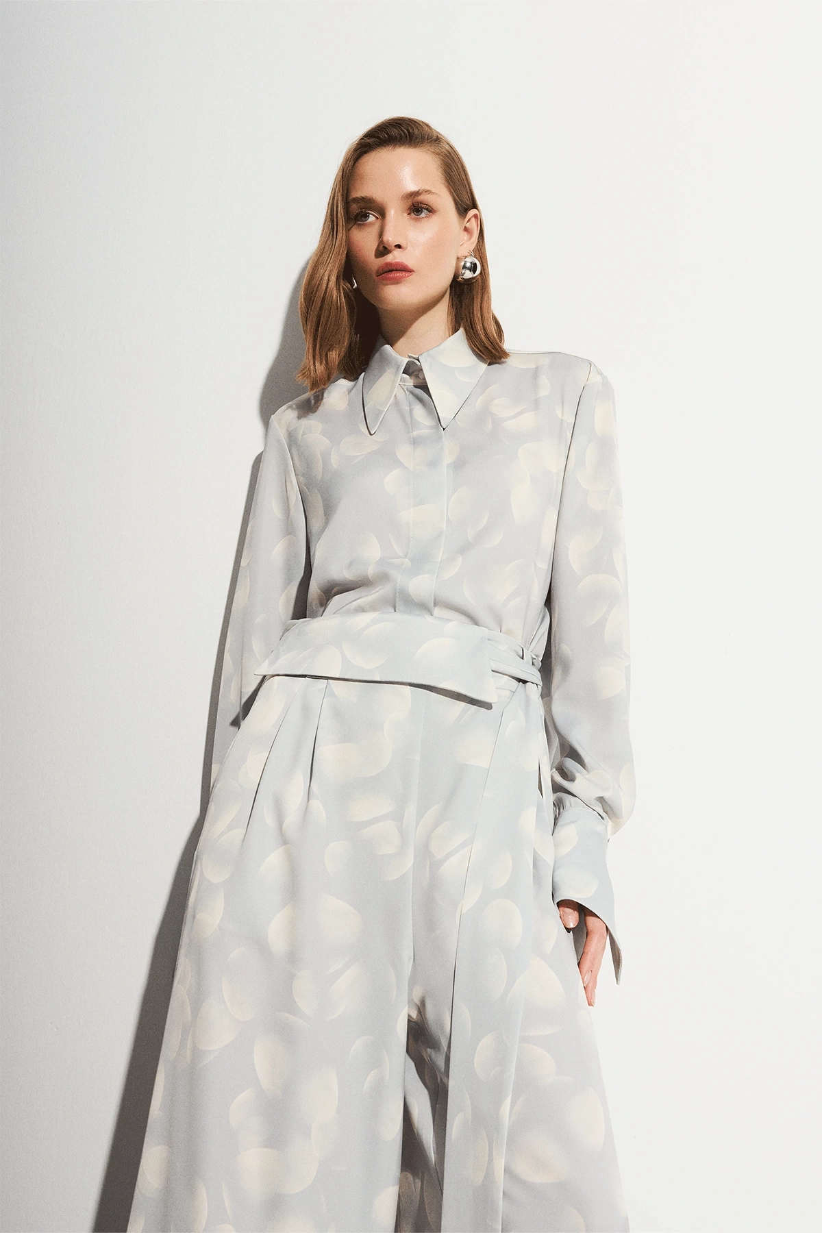 Nora Team Shirt Grey