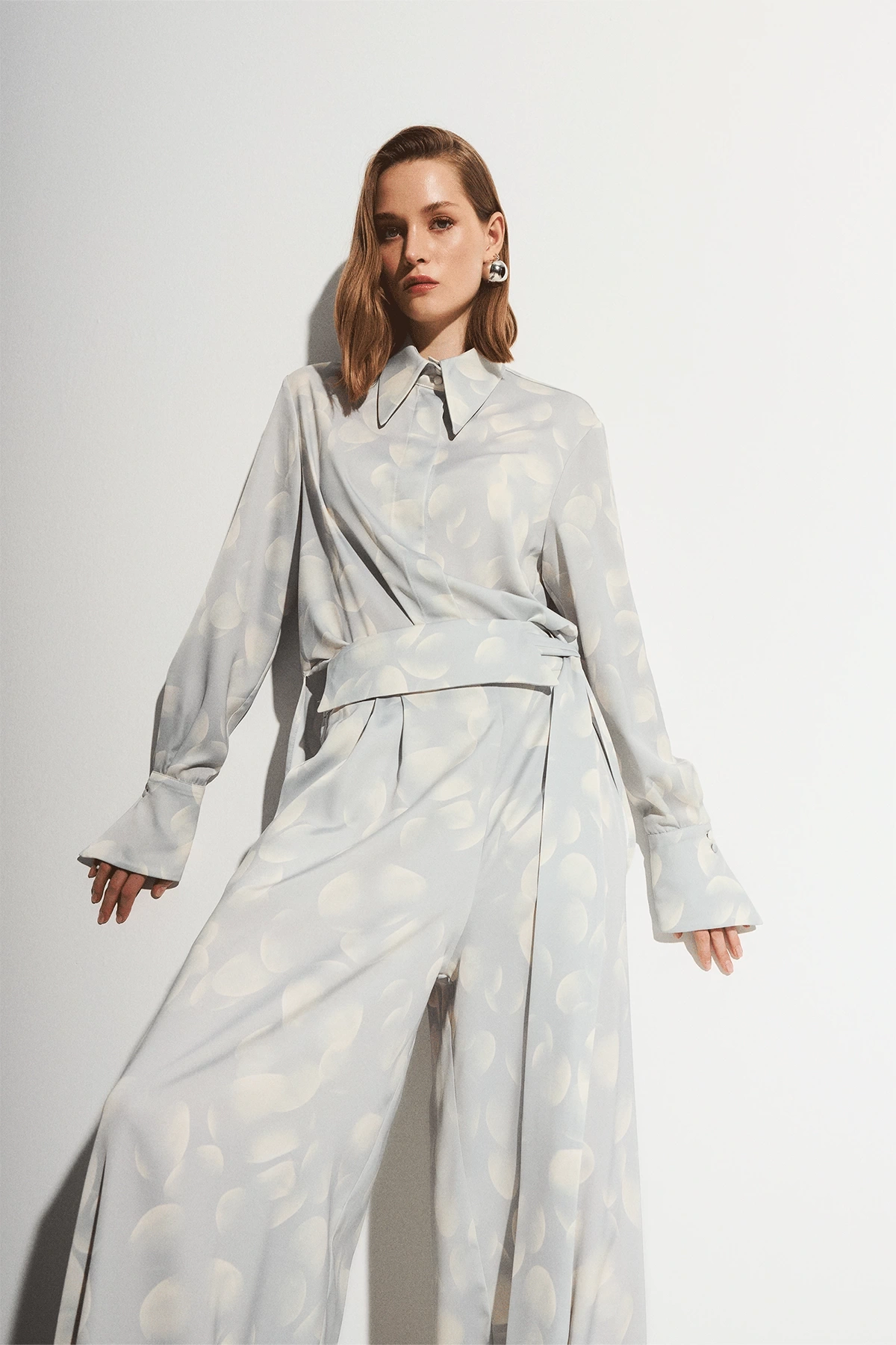 Nora Team Shirt Grey