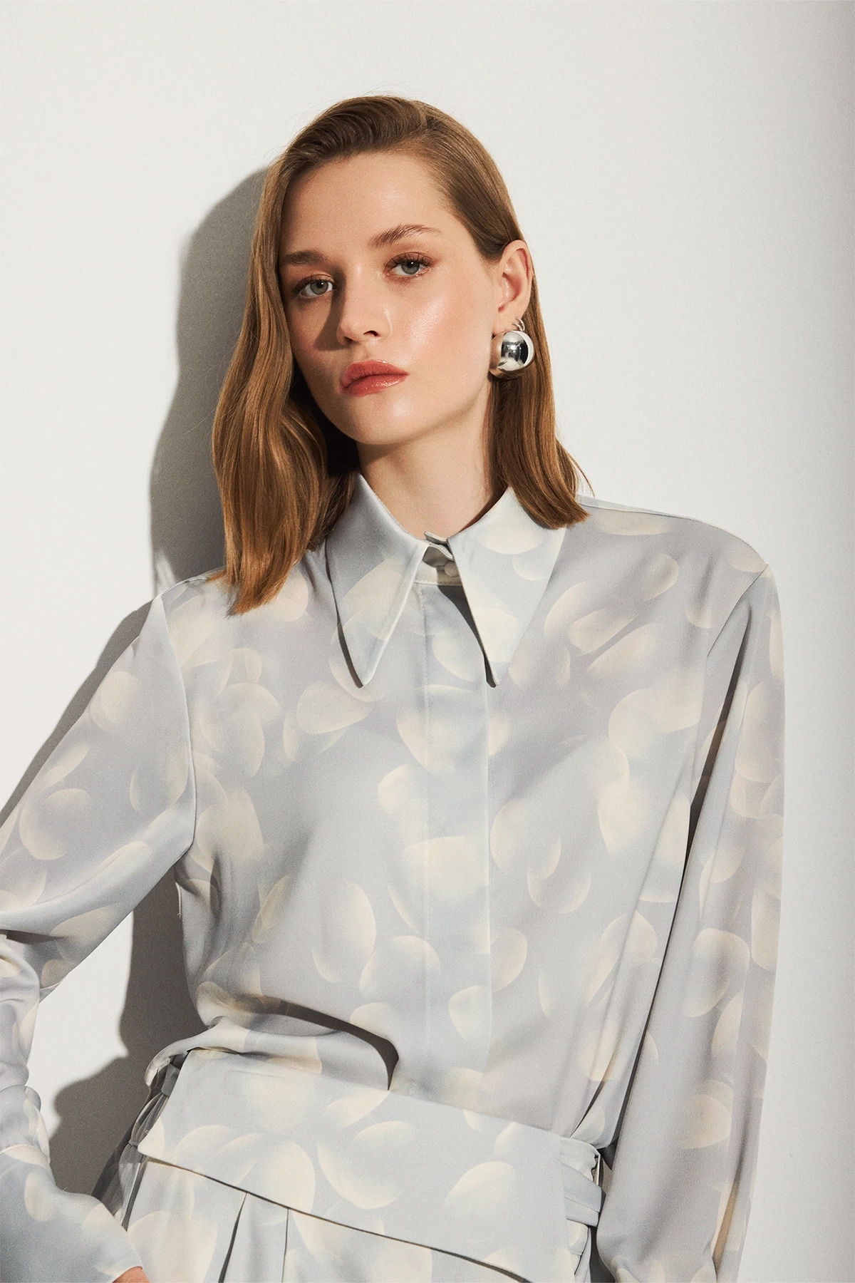 Nora Team Shirt Grey