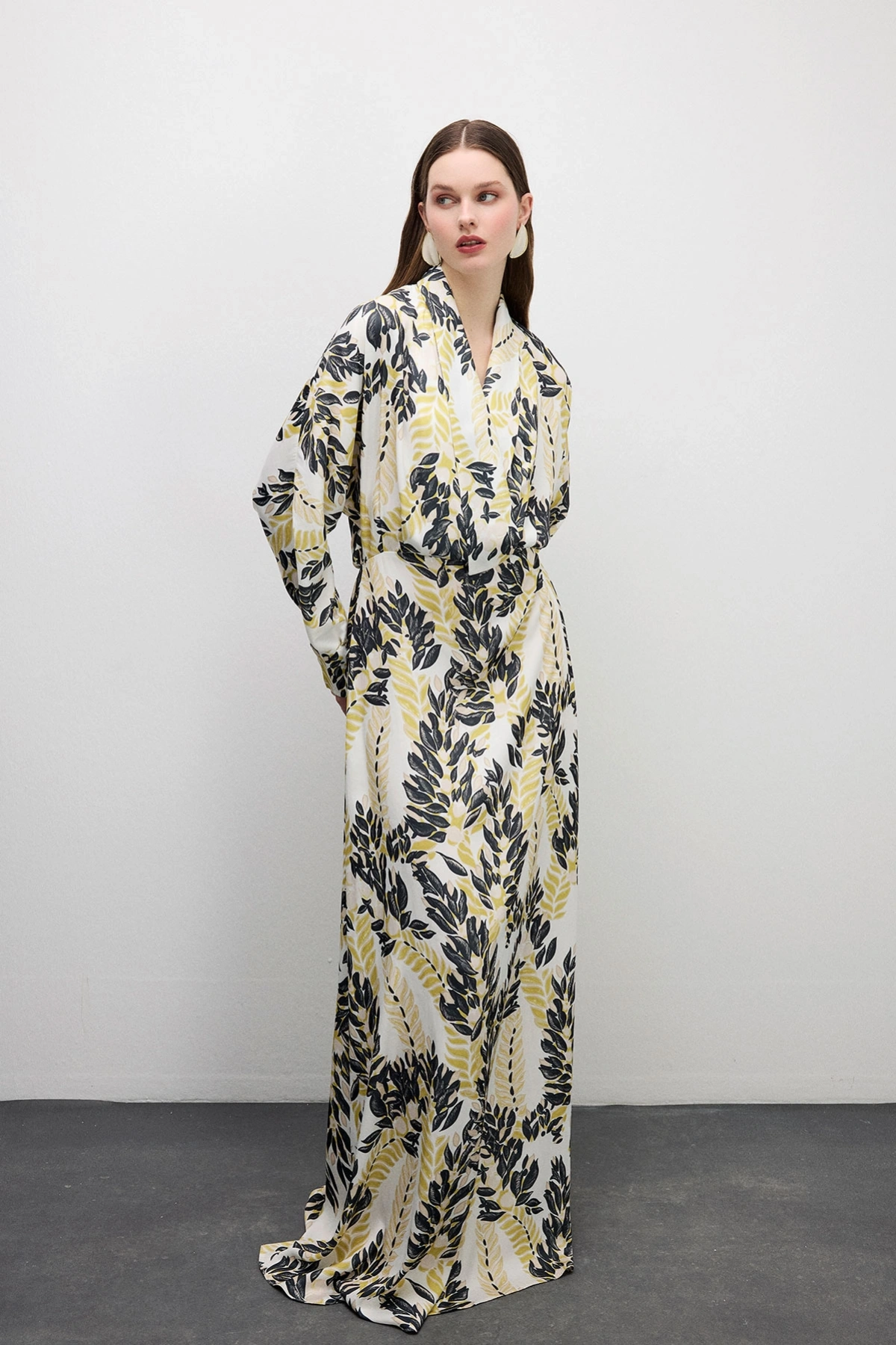 Velour Floral Desenli Elbise Asit