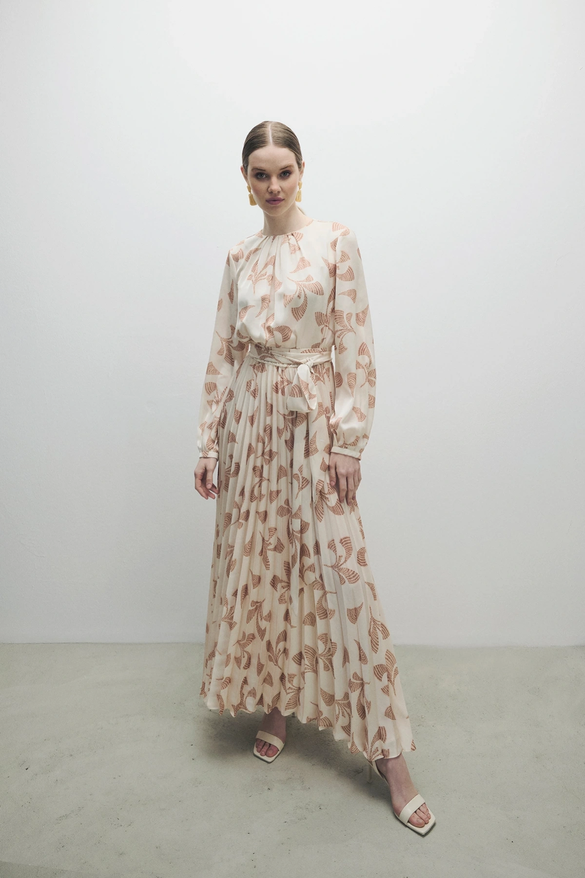 Vivian Dress Ecru/Nude