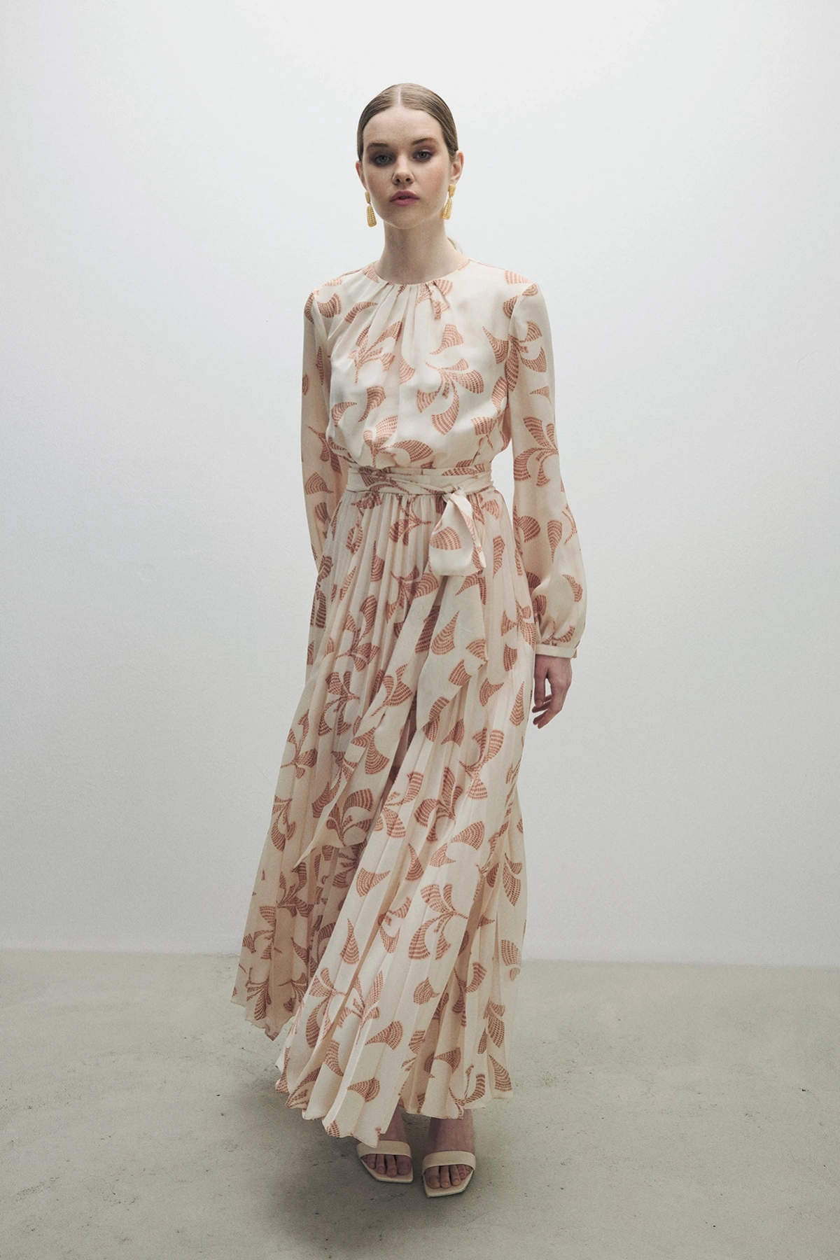 Vivian Dress Ecru/Nude